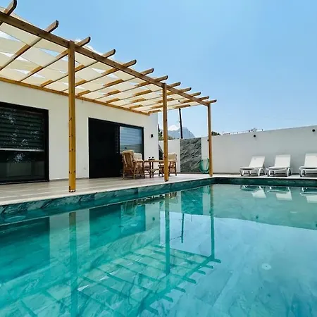 וילה Kovuk Villalari-villa Selen Private Pool And Jacuzzi
